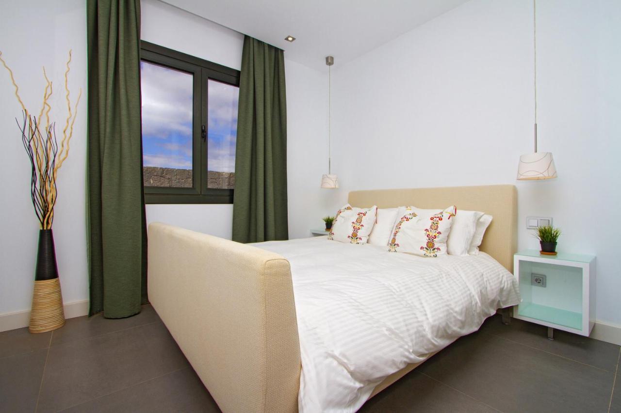Luxury Los Mojones Villa Short Walk To Old Town Private Heated Pool Villa Los Mojones Angie Puerto Del Carmen Tías Eksteriør bilde