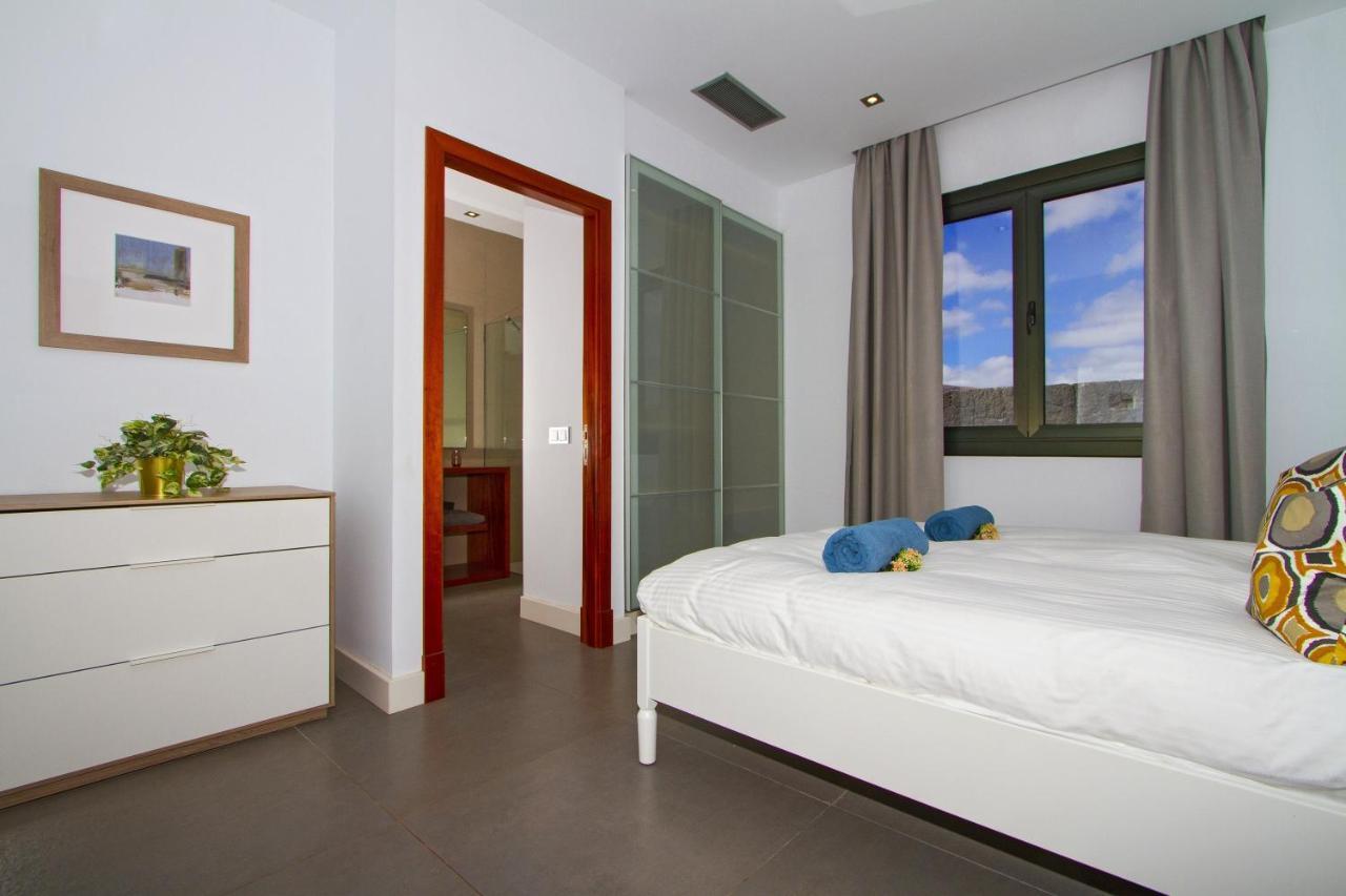 Luxury Los Mojones Villa Short Walk To Old Town Private Heated Pool Villa Los Mojones Angie Puerto Del Carmen Tías Eksteriør bilde